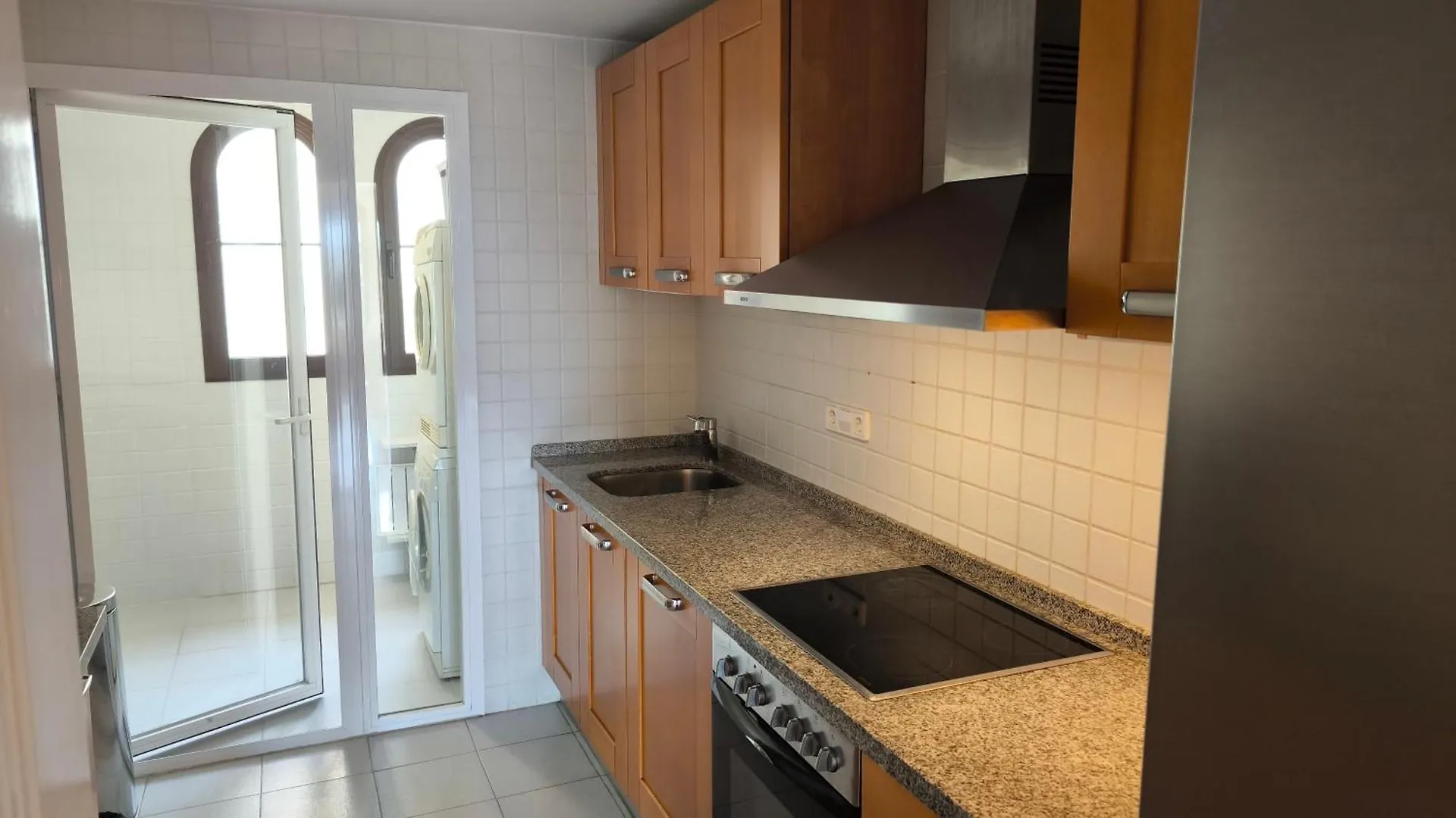 Las Jacarandas Penthouse With Stunning Views & Private Rooftop Benahavís Διαμέρισμα